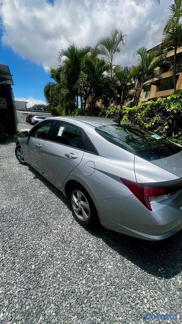 carros - Hyundai Elantra SE 2022 3