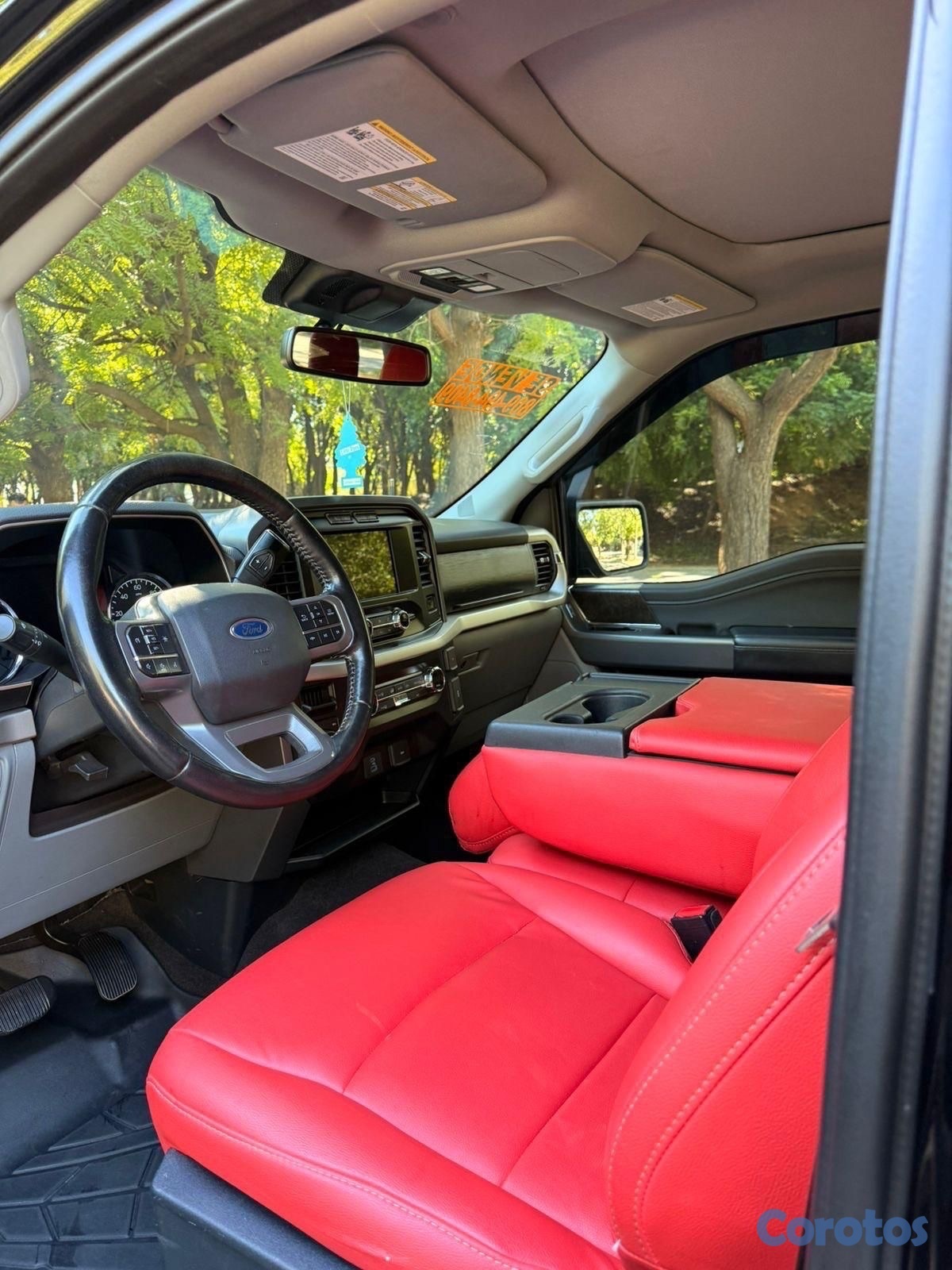 jeepetas y camionetas - SE VENDE  2