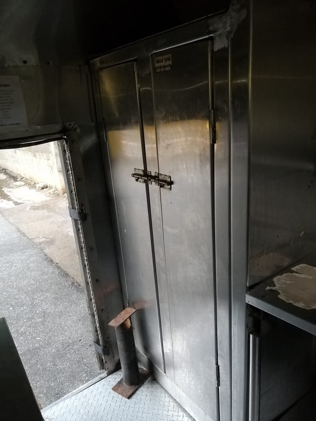 equipos profesionales - Food Truck Bus 5