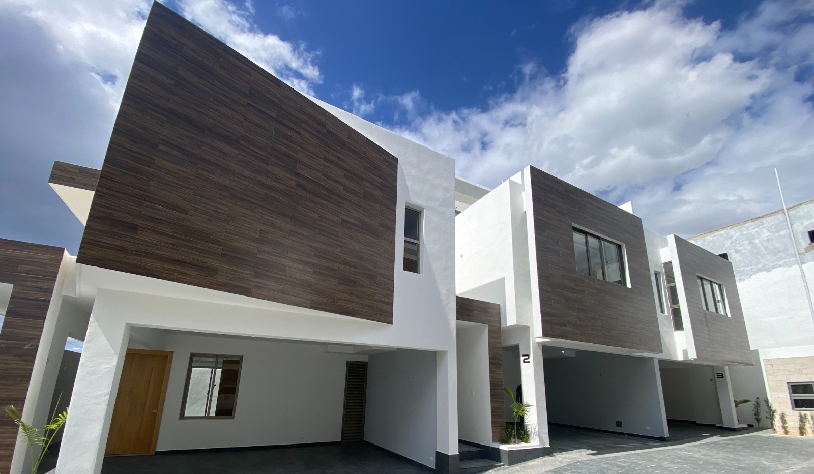 casas - Casas modernas en proyecto cerrado, listas para mudarse, Autopista de San Isidro 2