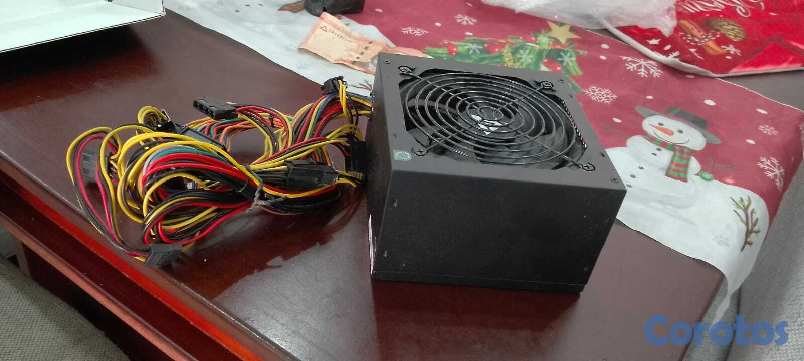 computadoras y laptops - PC i7 2600 + GT 1030 + 16 GB DDR3 + PSU 550W 7