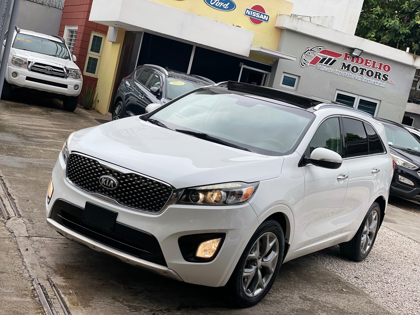 jeepetas y camionetas - 2017 Kia Sorento SX CLEAN CARFAX