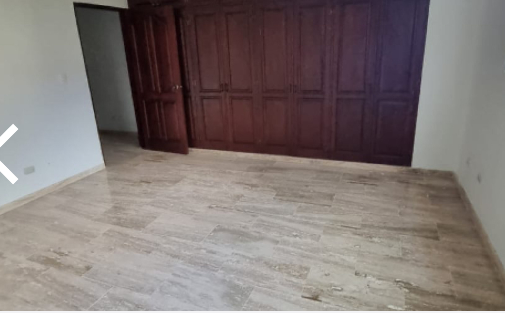 apartamentos - Alquiló 4to nivel naco tres hab con baño dos parqu 5