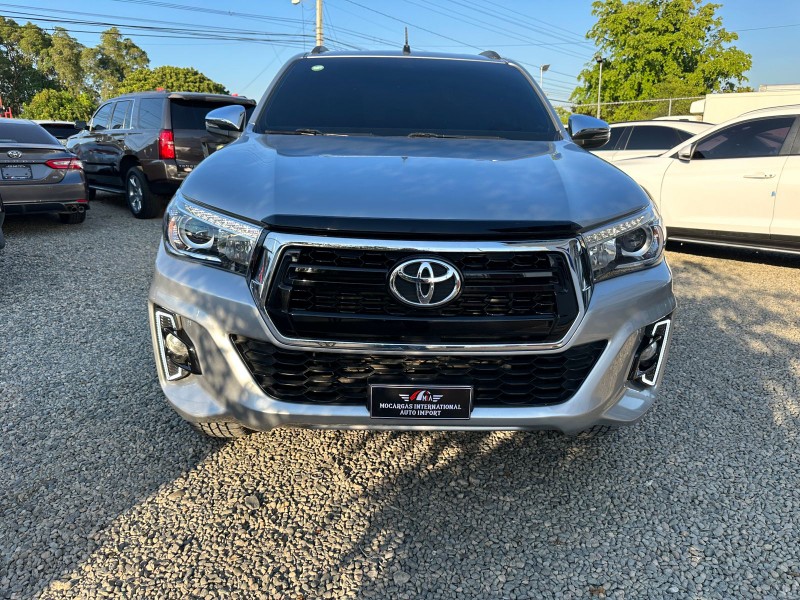 jeepetas y camionetas - Toyota hilux 2020