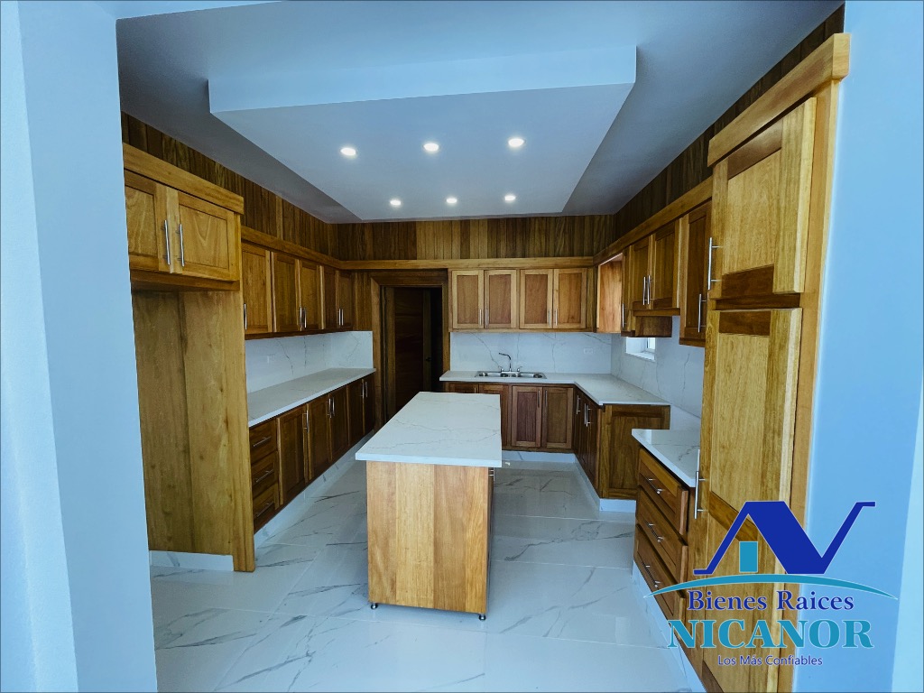 casas - Casa en residencial privado en venta  2