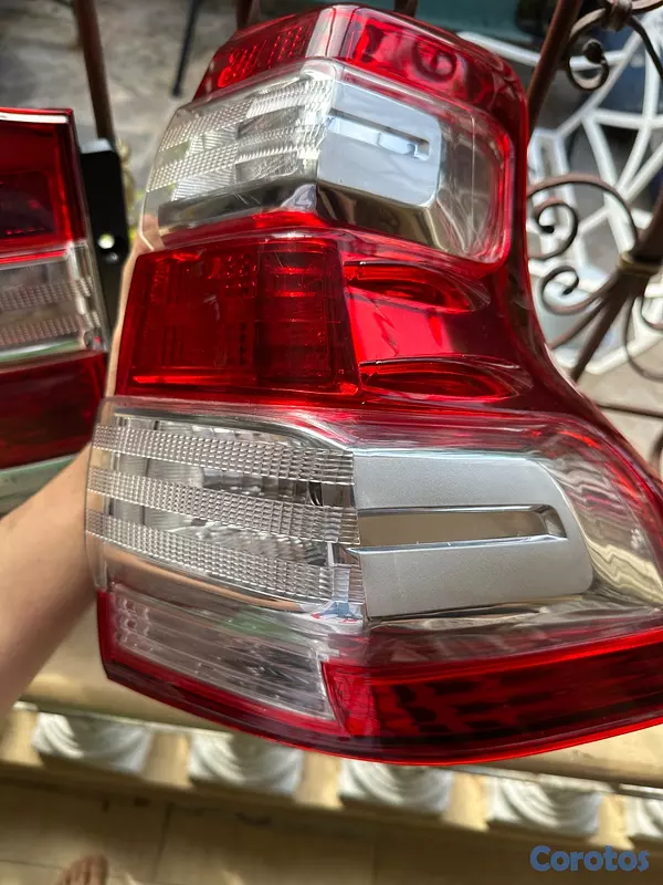 repuestos - Micas faroles de Toyota Prado 2010-2017 9