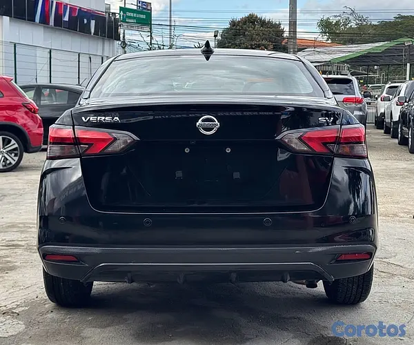 carros - Nissan Versa 2020 SV
 6