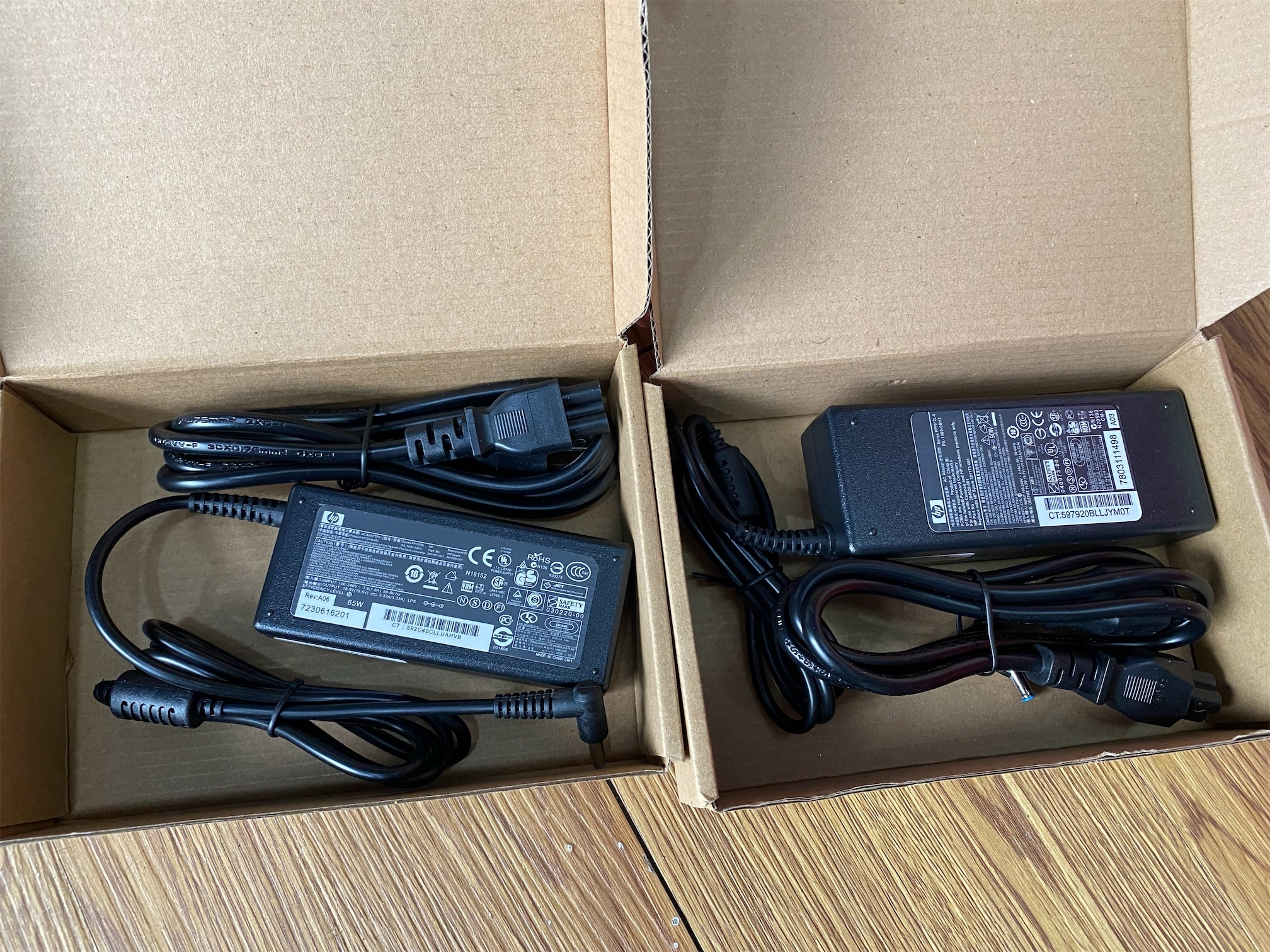 computadoras y laptops - cargador HP punta azul 60w 90W 4