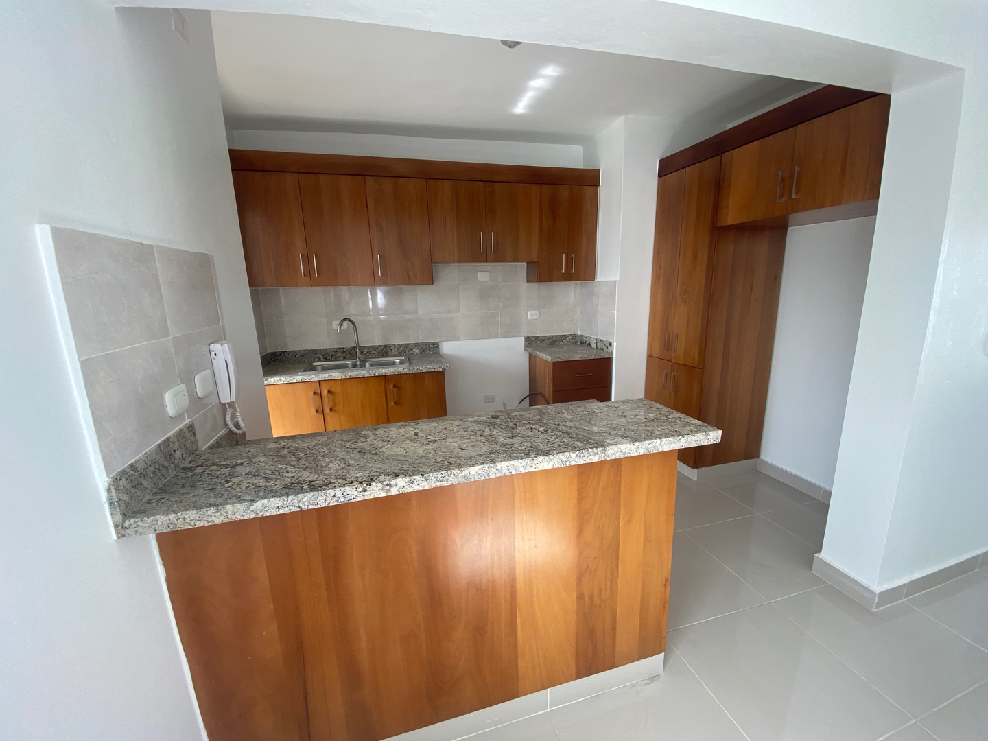 apartamentos - APARTAMENTO EN RENTA PRÓXIMO A LECHE RICA LAS PALOMA  4