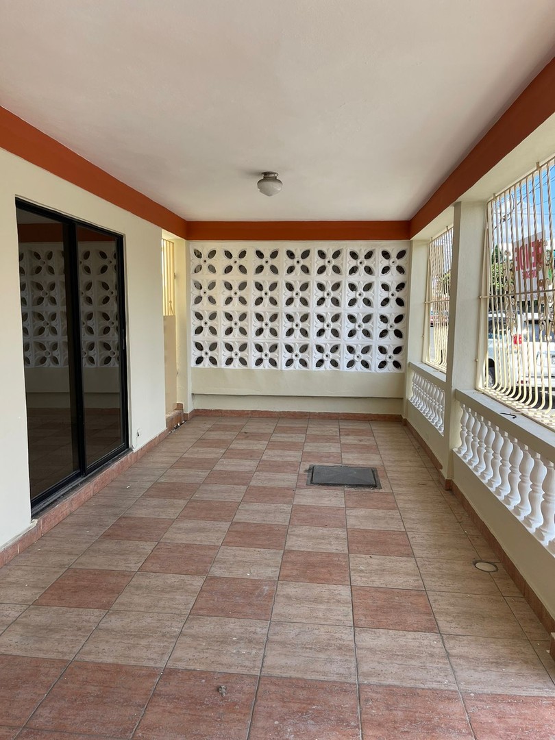 casas -  Casa 4 Habitaciones en Cancino Santo Domingo Este ​Cerca de la Carret 7
