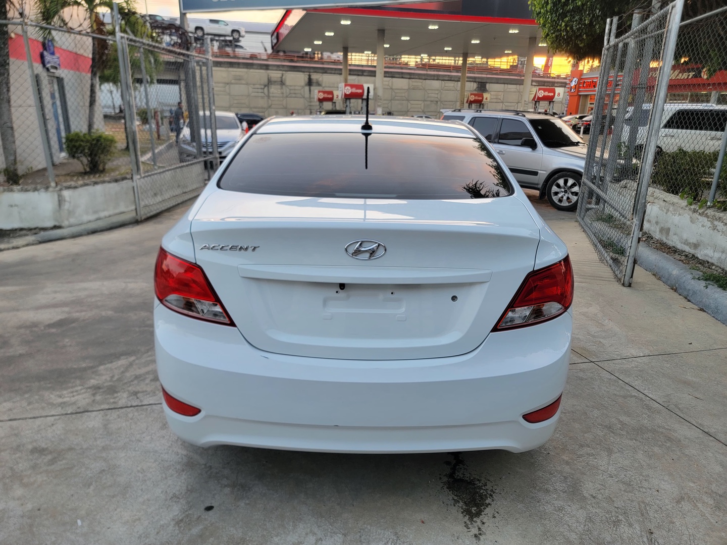 carros - Hyundai Accent GLS 2017 recién importado Clean Carfax 4