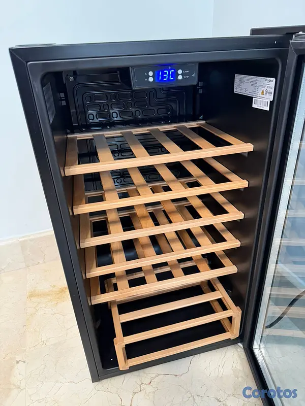 electrodomesticos - Vinera Whirlpool de 33 botellas 7