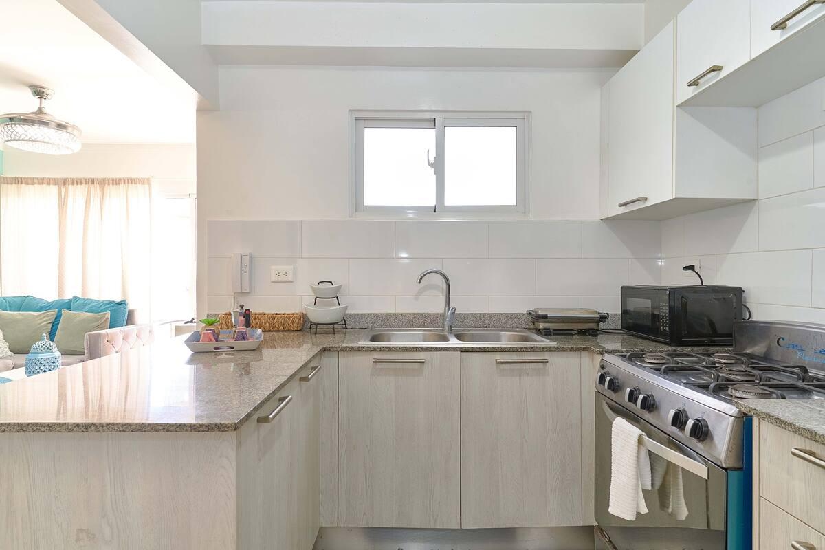 apartamentos - Apartamento totalmente amueblado en Av. Charles de Gaulle 6