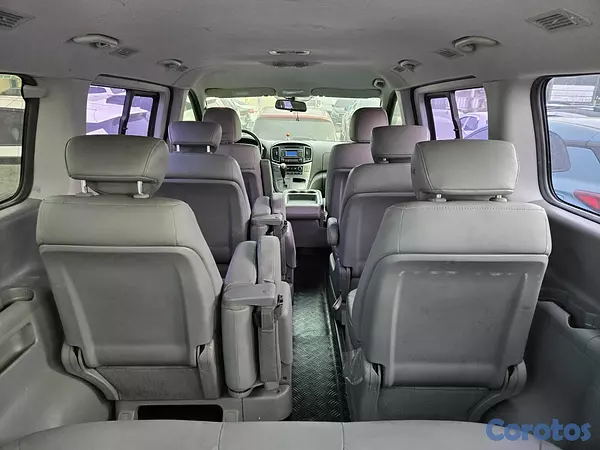 otros vehiculos - HYUNDAI GRAND STAREX 2020 GRIS 10