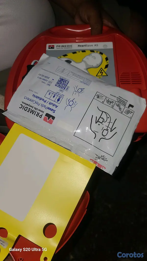Salud y Equipamiento Médico - desfibrilador nuevo recargable  2