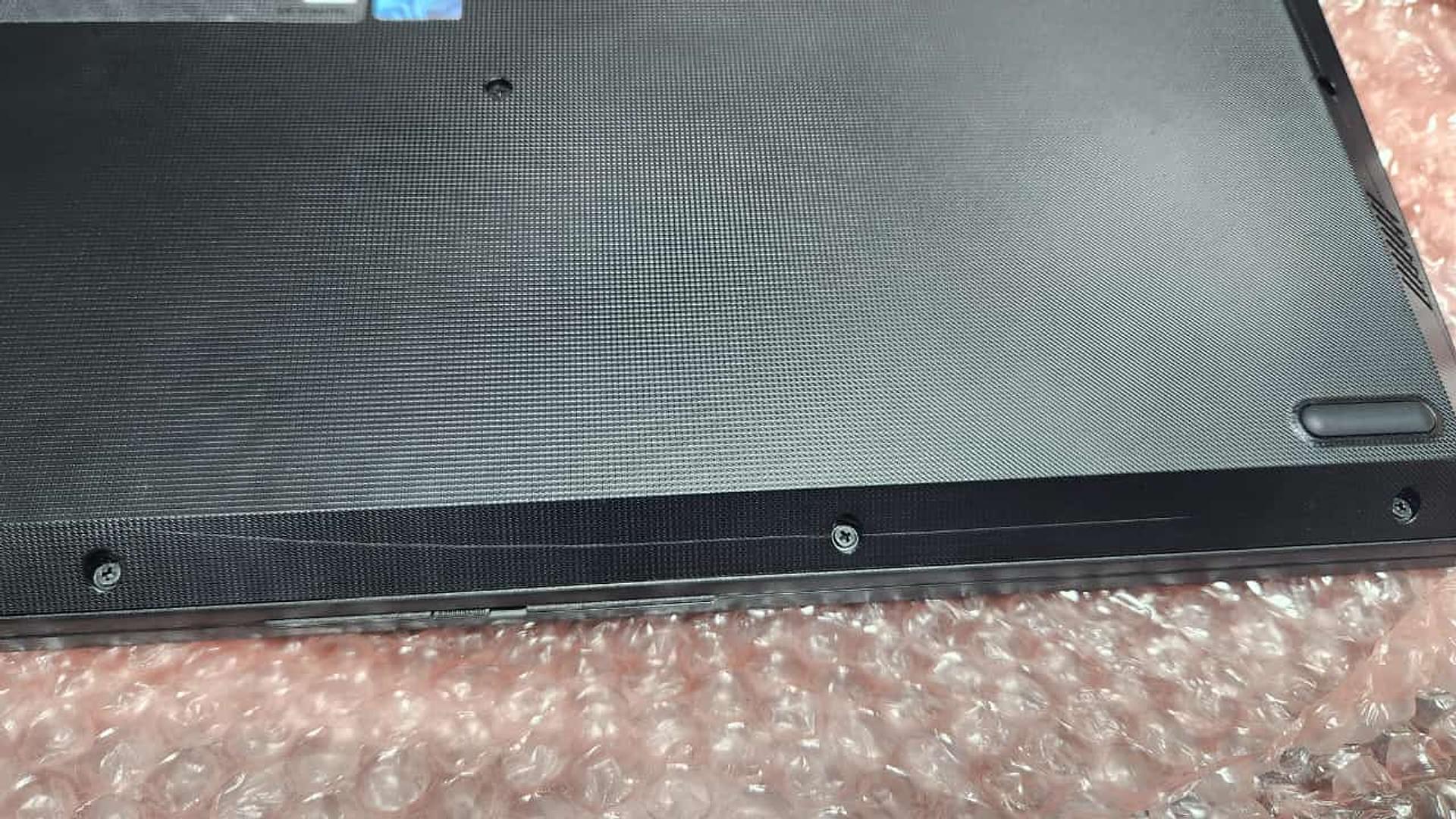 computadoras y laptops - Laptop Lenovo V15 15.6 Intel i5 13TH 1TB SSD 16GB  8