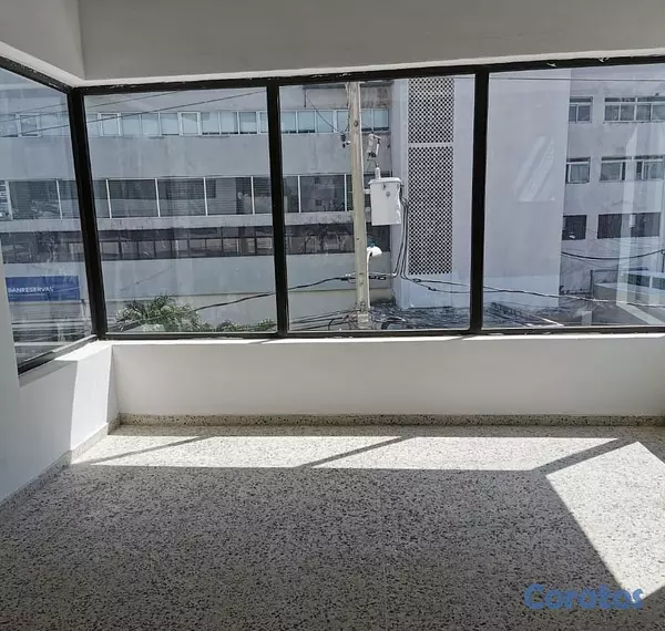 oficinas y locales comerciales - ALQUILO LOCALES EN NACO, EL CENTRO DE LA CIUDAD, ÁREA COMERCIAL DE PRIMERA. 9