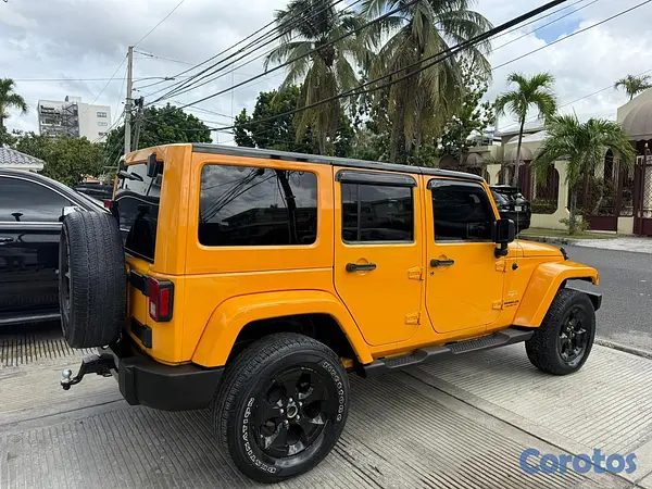 jeepetas y camionetas - Jeep Wrangler Sahara 2012 6