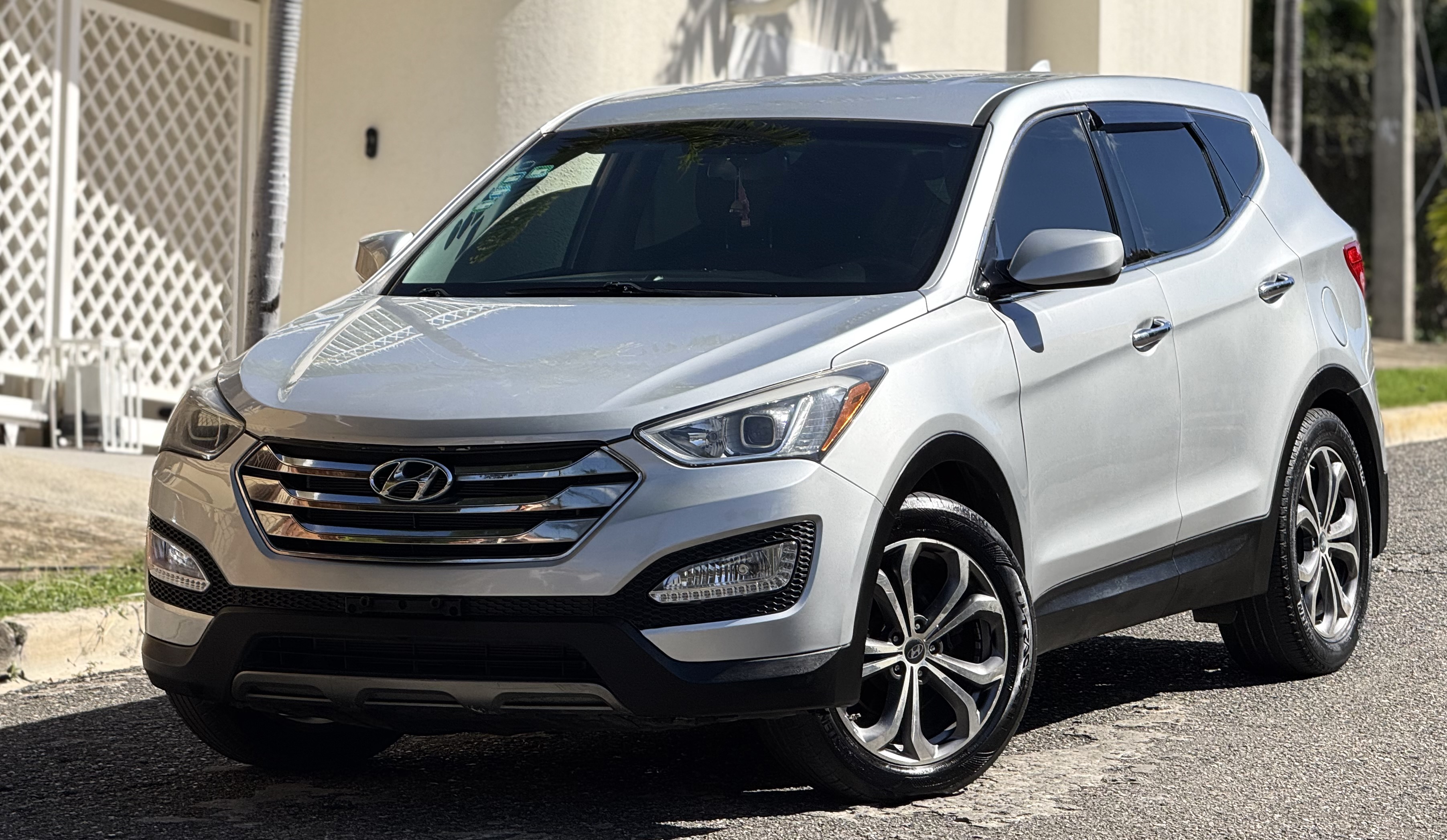 jeepetas y camionetas - Hyundai Santa Fe Sport 2 Filas 4WD 2014