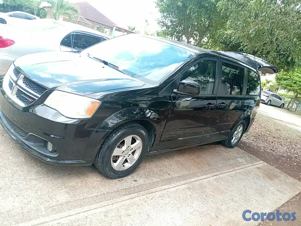 jeepetas y camionetas - DODGE cARAVAN 2012 SXT 5