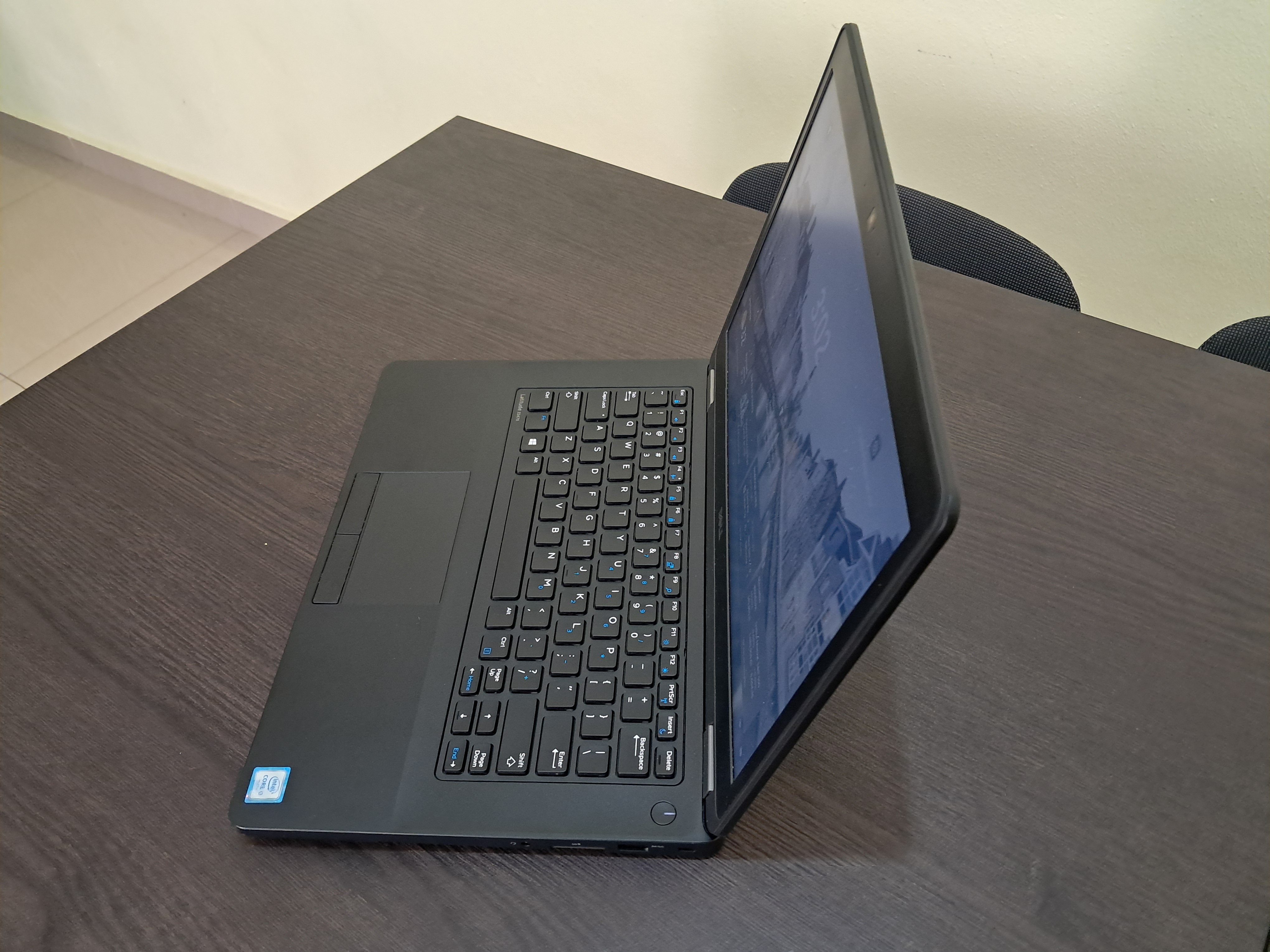 computadoras y laptops - Dell Latitude E5470  Intel i5 12GB RAM SSD 500GB 2