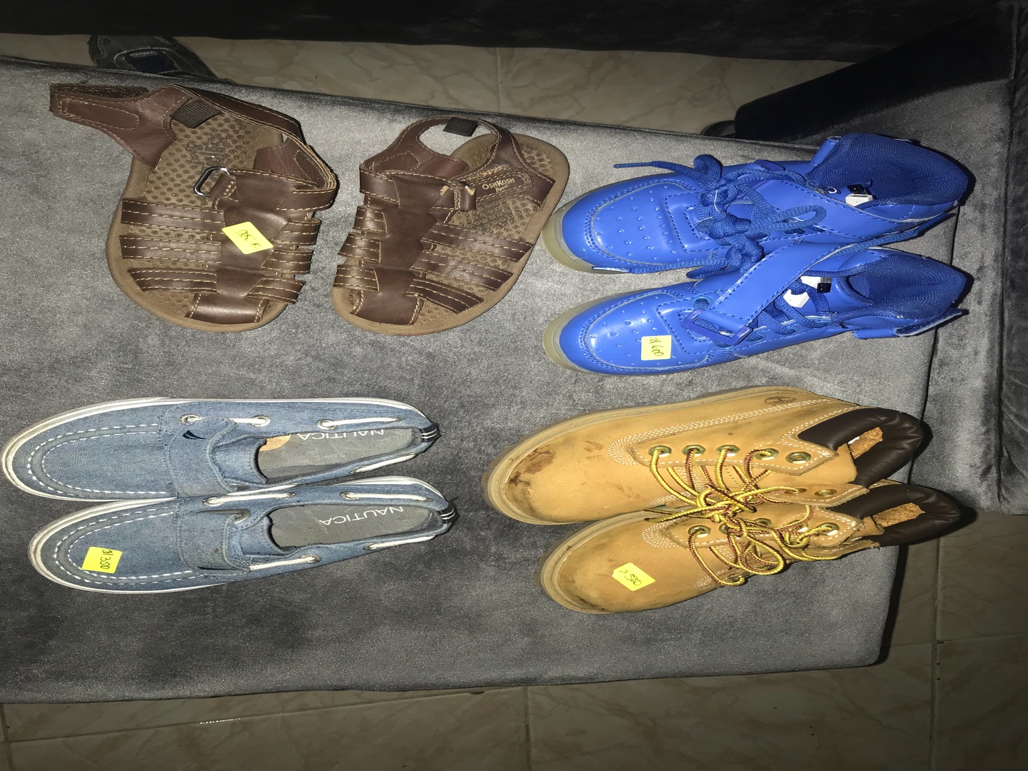 ropa y zapatos - Zapatos de niños