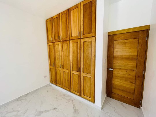 casas - Casa moderna en un residencial privado a 5 minutos de playa dorada  5