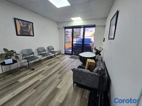 otros inmuebles - Venta de local tipo nave comercial en ensanche quisquella Distrito nacional  8