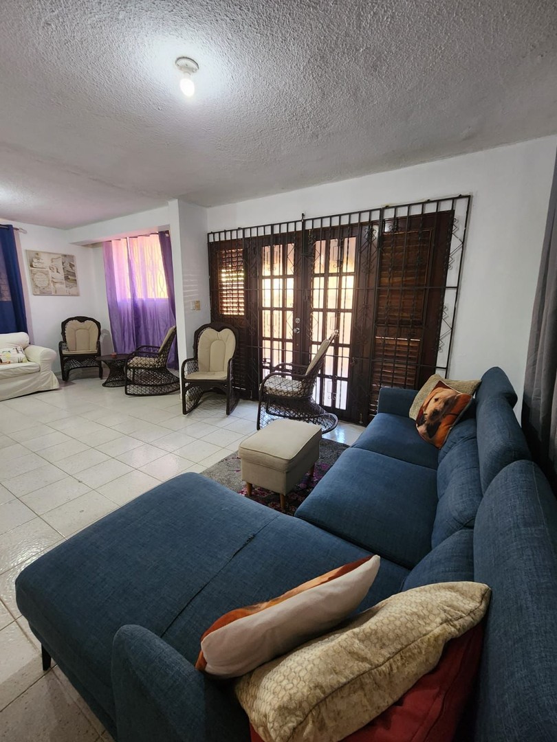 casas - Vendo  en honduras , a pocos mts de la cervecería. 
Casa de 2 niveles con 224 mt 7