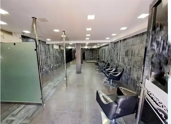 oficinas y locales comerciales - Local céntrico y comercial 8