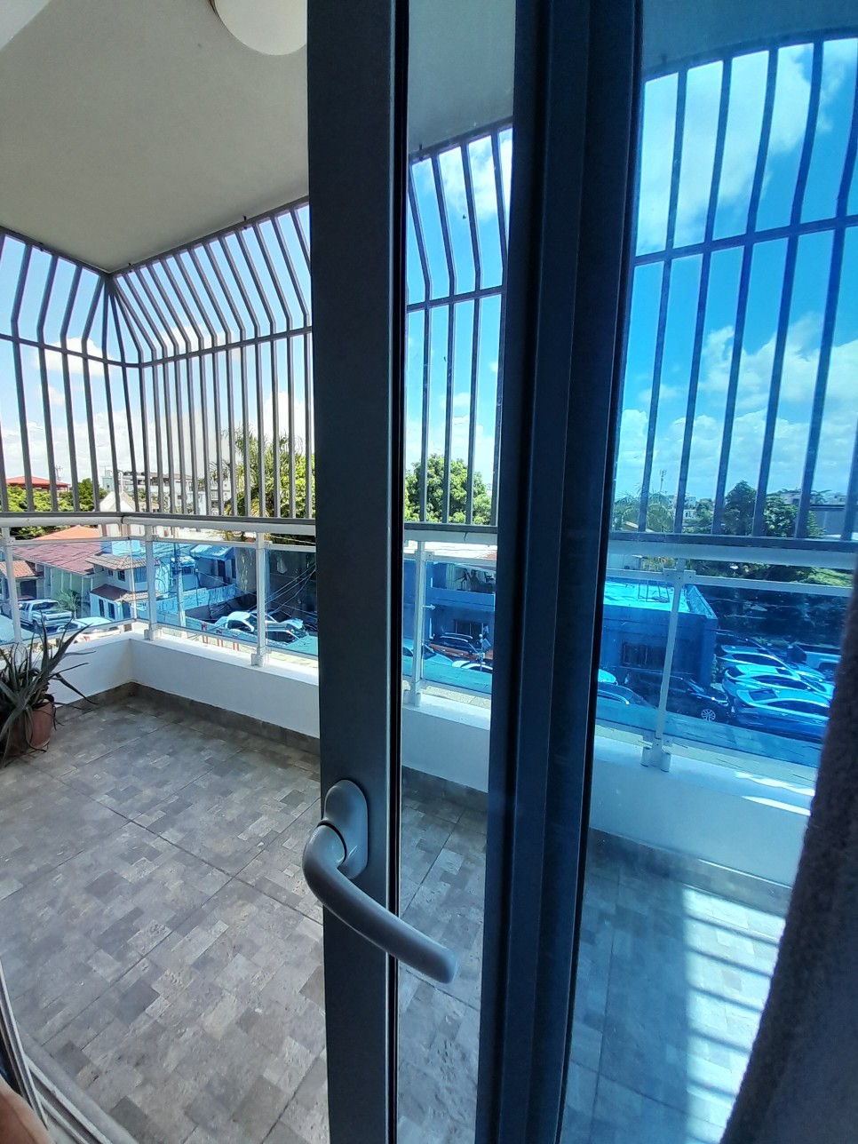 apartamentos - Rento Apartamento Sin Amueblar Evaristo Morales 3