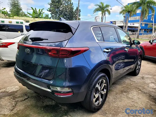 jeepetas y camionetas - Kia Sportage LX 2021 10