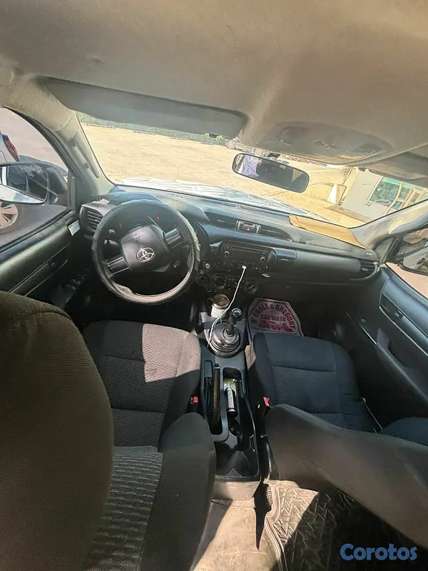 jeepetas y camionetas - Toyota hilux 2018 mecánica  5