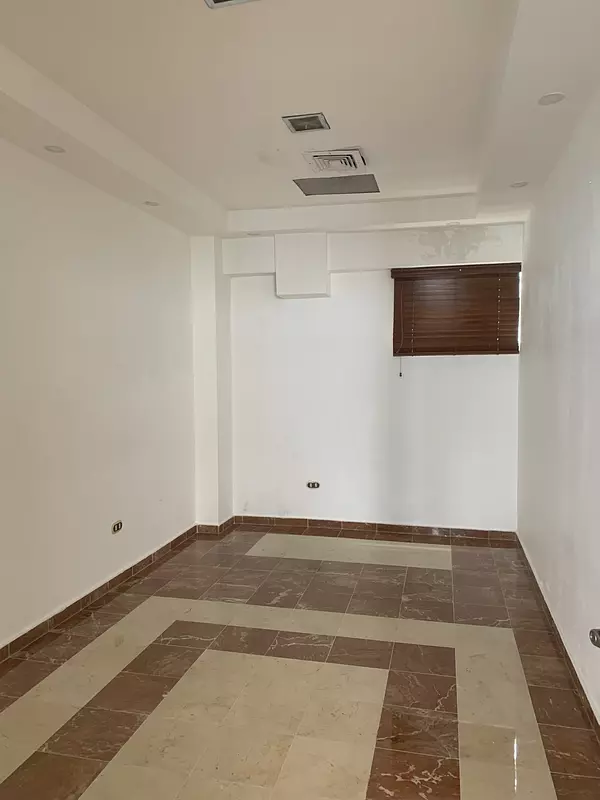 oficinas y locales comerciales - local en Bella vista  8