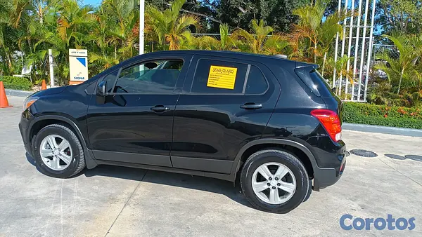 jeepetas y camionetas - Chevrolet TRAX  2020 OFERTA 4