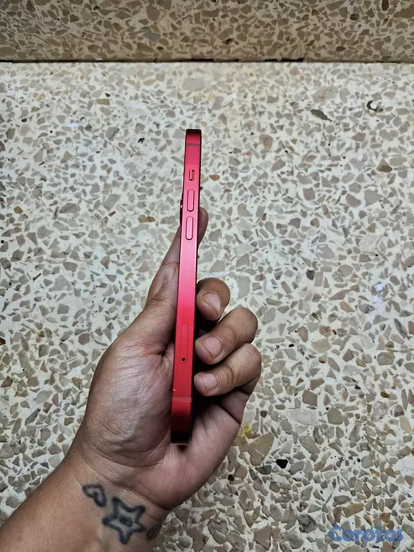 celulares y tabletas - iPhone 13 normal 128 GB negociable  6