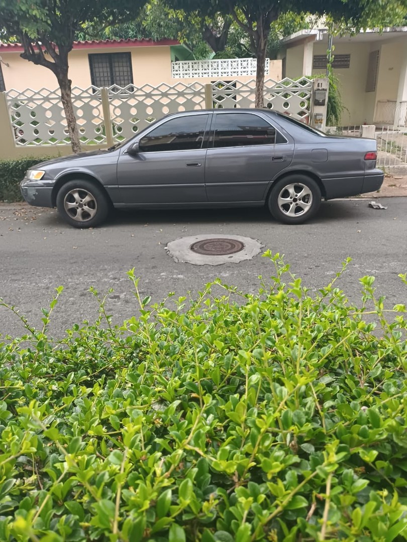 carros - Toyota Camry  LE 1999 4