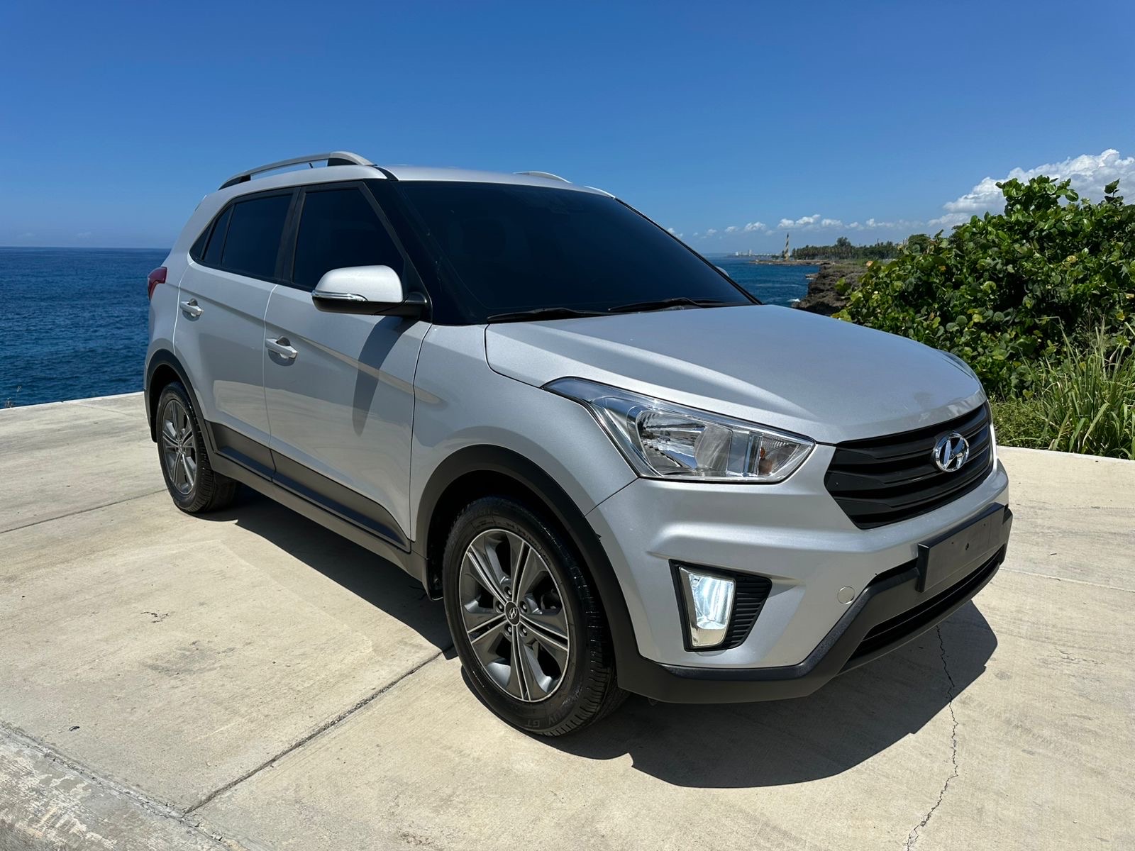 jeepetas y camionetas - Hyundai cantus 2017  0