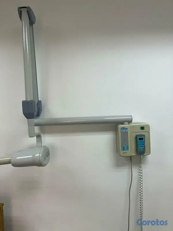 Salud y Equipamiento Médico - Unidad de Rayos X Gnatus. 1