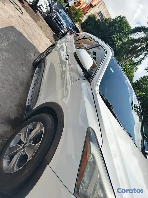 jeepetas y camionetas - Hyundai Santa Fe 2014  4