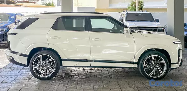 jeepetas y camionetas - KGM ACTYON LIMITED 2026 10