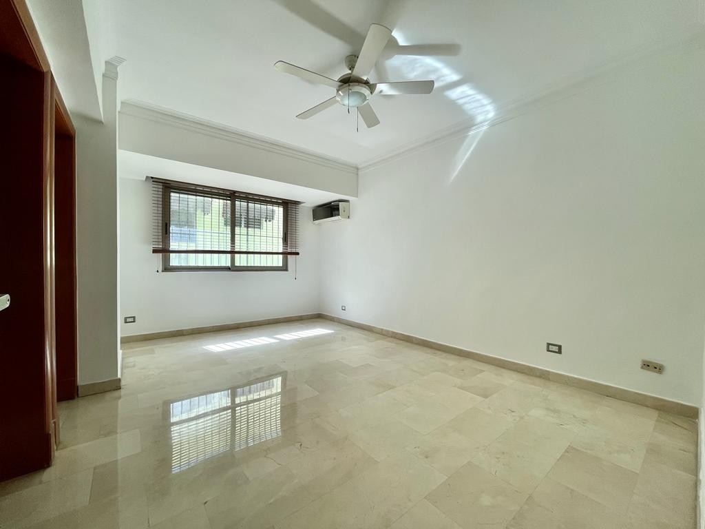 apartamentos - Alquiler de Apartamento en Naco Muy amplio 3 Hab y 3.5 Baños 9