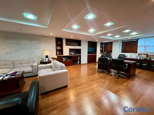 oficinas y locales comerciales - VENDO EDIFICIO COMERCIAL O DE OFICINAS EN EL VERGE 4