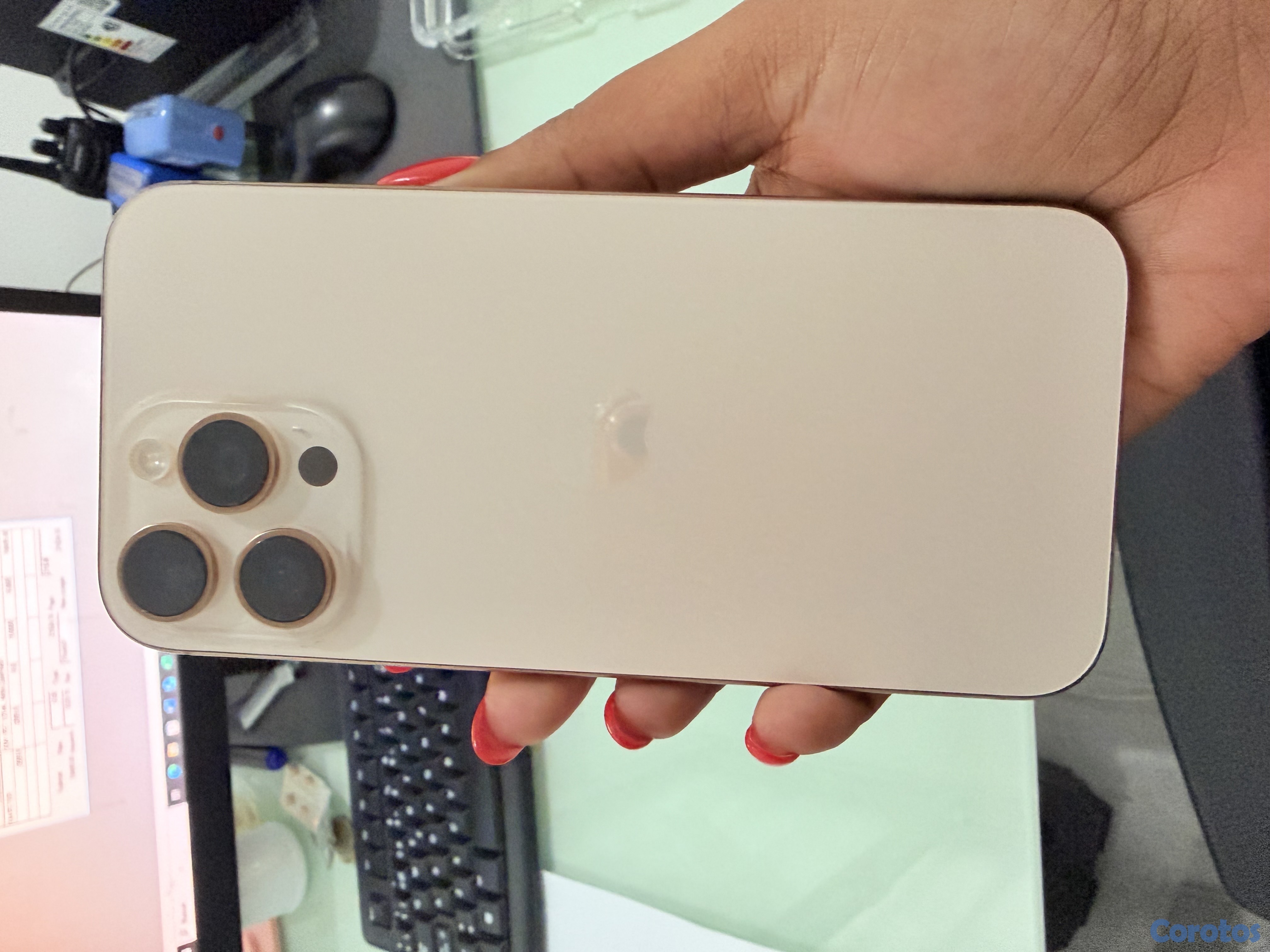 celulares y tabletas - iPhone 16 pro Max 256 gb 



 1