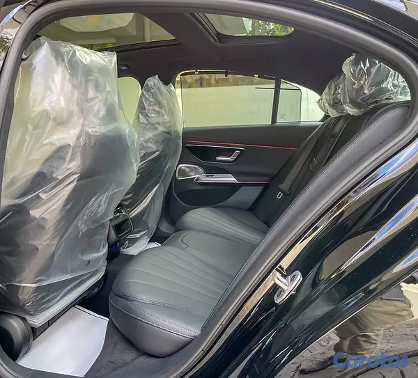 carros - Mercedes-Benz Clase E 450 4Matic 2026 6