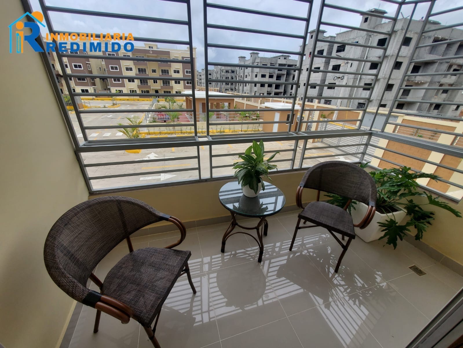 apartamentos - APARTAMENTO AMPLIO CON BONO VIVIENDA Y SEGURIDAD 24/7 6
