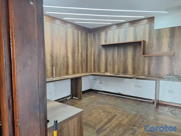 oficinas y locales comerciales - Local u oficina en Romulo Betancourt entre Caonabo 6
