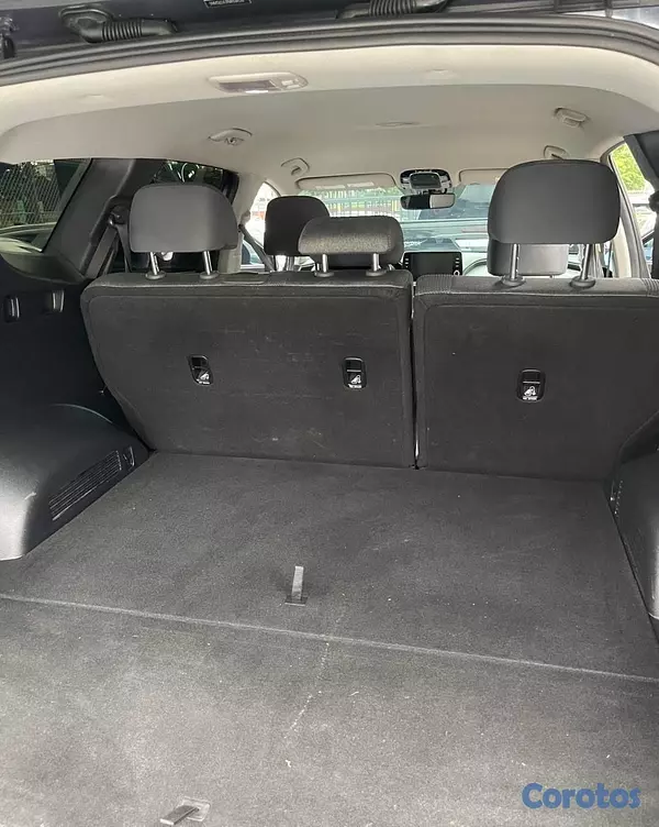 jeepetas y camionetas - HYUNDAI SANTA FE SEL 2021 8