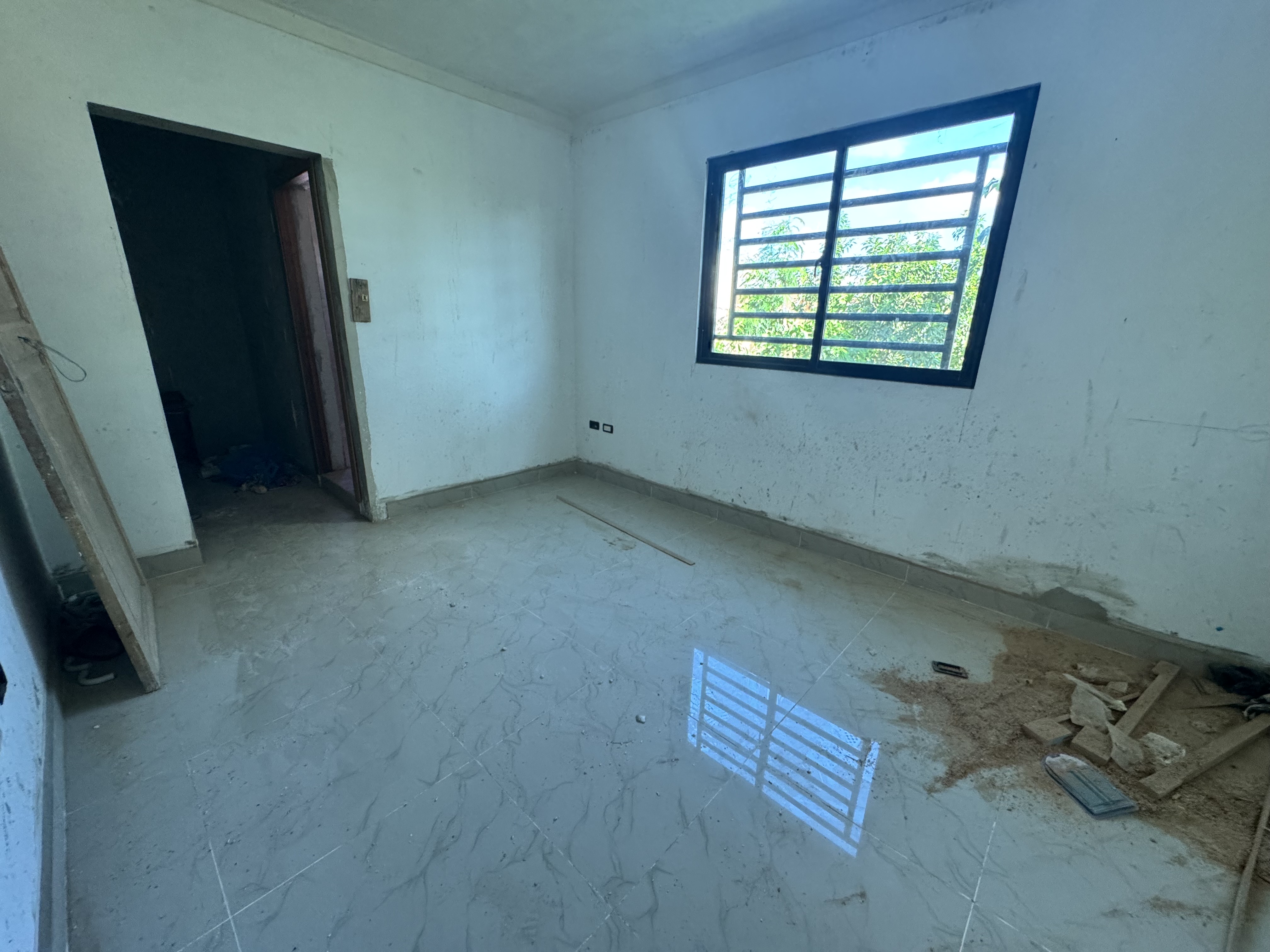 casas - venta de casa en la autopista de san isidro brisa oriental Santo Domingo este  2