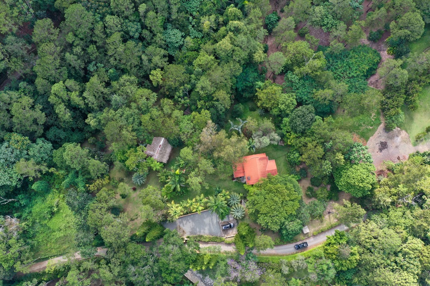 casas vacacionales y villas - Espectacular Villa en Monte Bonito, Jarabacoa  2